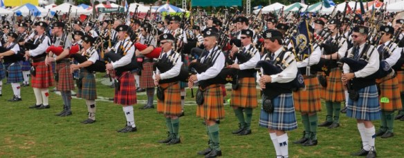 massed-Pipes-and-drums1